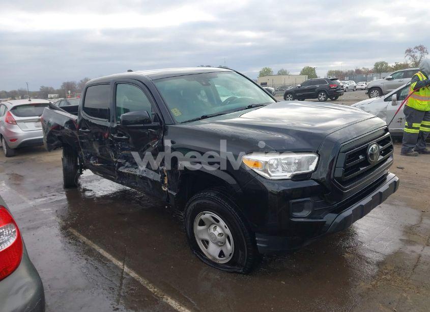 2020 Toyota Tacoma SR (VIN 5TFAX5GN9LX185644) main photo