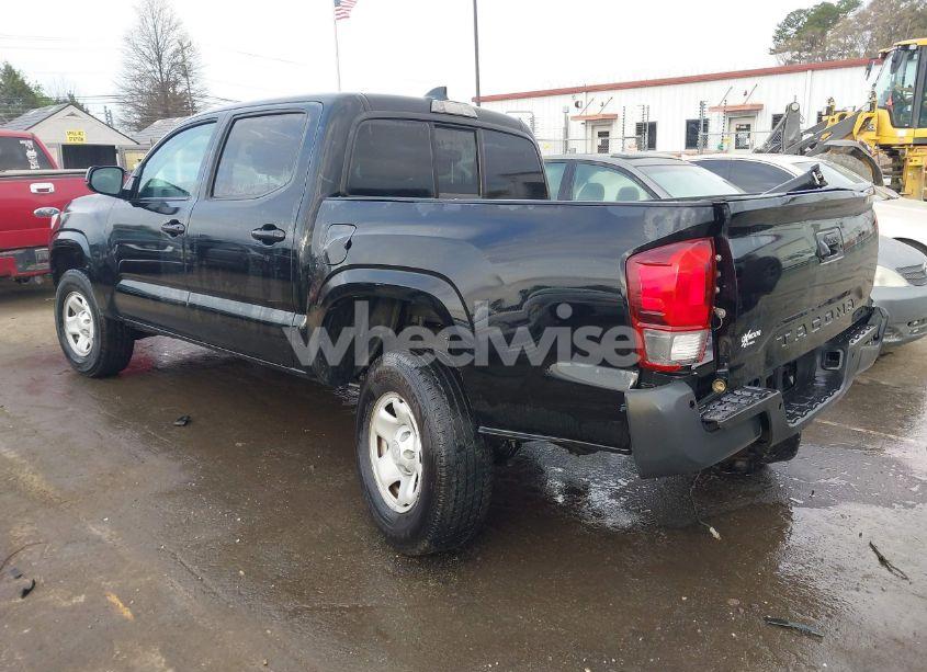 Photo 3 of 2020 Toyota Tacoma SR (VIN 5TFAX5GN9LX185644)