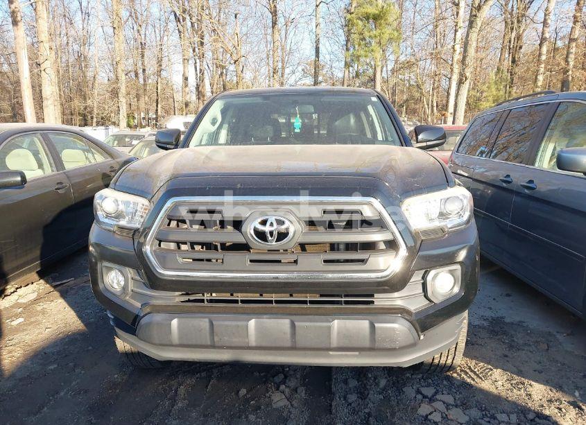 Photo 12 of 2016 Toyota Tacoma SR5 (VIN 5TFAX5GNXGX067222)