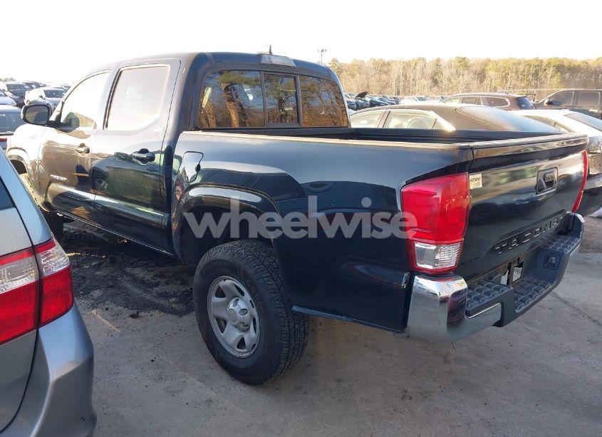 Photo 3 of 2016 Toyota Tacoma SR5 (VIN 5TFAX5GNXGX067222)