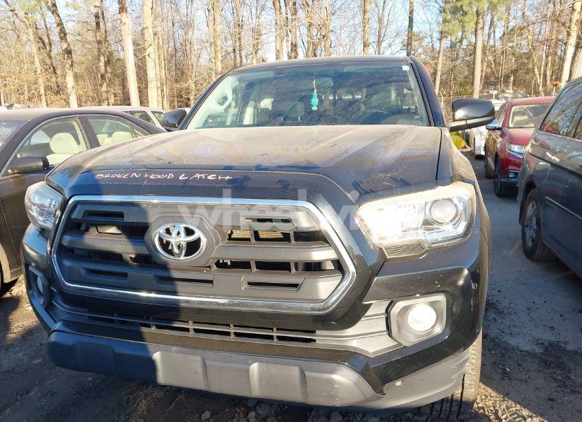 Photo 6 of 2016 Toyota Tacoma SR5 (VIN 5TFAX5GNXGX067222)