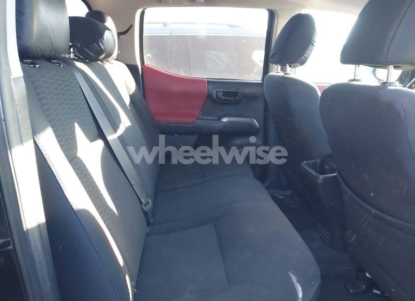 Photo 8 of 2016 Toyota Tacoma SR5 (VIN 5TFAX5GNXGX067222)