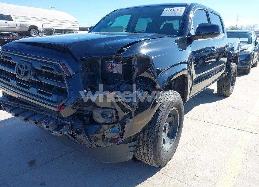 Photo 6 of 2016 Toyota Tacoma SR (VIN 5TFAX5GNXGX070198)