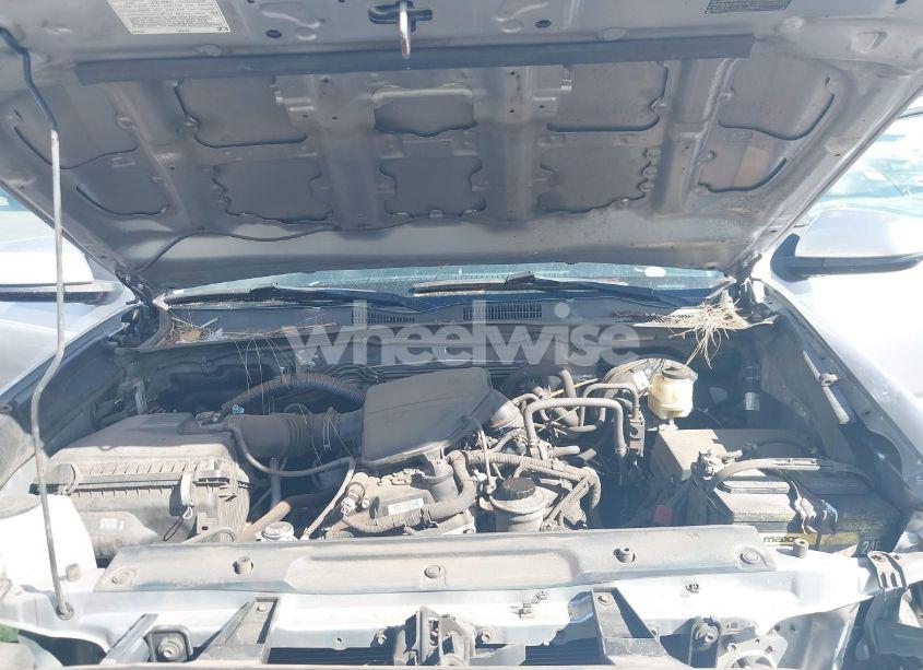 Photo 10 of 2017 Toyota Tacoma SR5 (VIN 5TFAX5GNXHX098715)