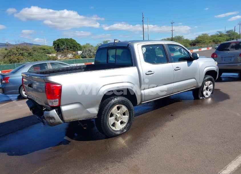 Photo 4 of 2017 Toyota Tacoma SR5 (VIN 5TFAX5GNXHX098715)