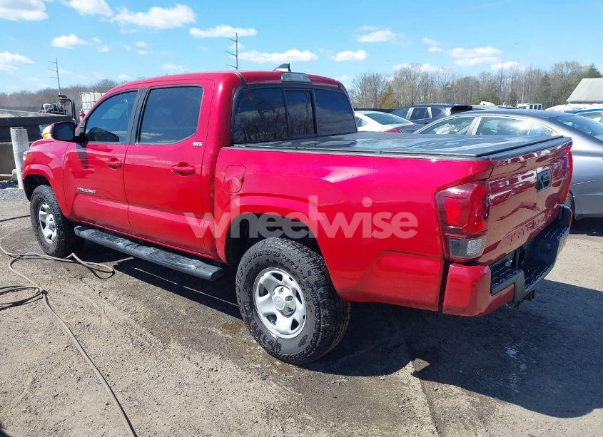 Photo 3 of 2019 Toyota Tacoma SR5 (VIN 5TFAX5GNXKX134376)