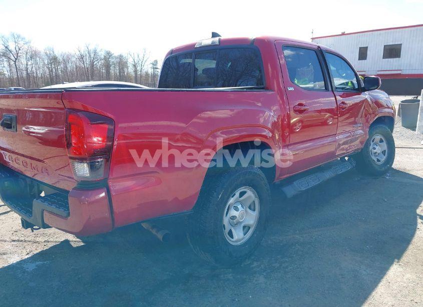 Photo 4 of 2019 Toyota Tacoma SR5 (VIN 5TFAX5GNXKX134376)