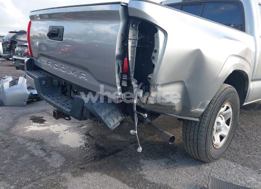 Photo 6 of 2019 Toyota Tacoma SR5 (VIN 5TFAX5GNXKX139433)