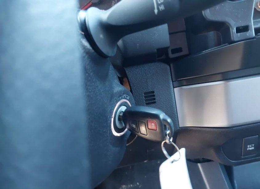 Photo 11 of 2019 Toyota Tacoma SR (VIN 5TFAX5GNXKX161996)