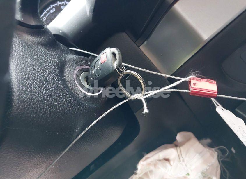 Photo 11 of 2020 Toyota Tacoma SR (VIN 5TFAX5GNXLX187855)