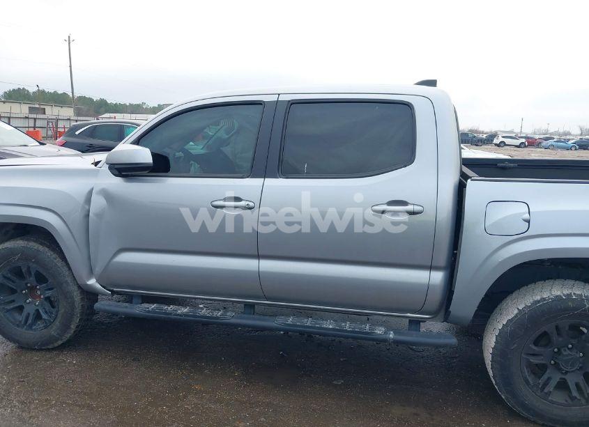 Photo 14 of 2020 Toyota Tacoma SR (VIN 5TFAX5GNXLX187855)