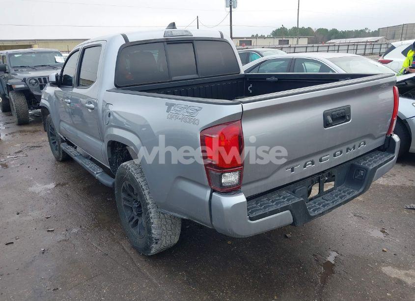 Photo 3 of 2020 Toyota Tacoma SR (VIN 5TFAX5GNXLX187855)