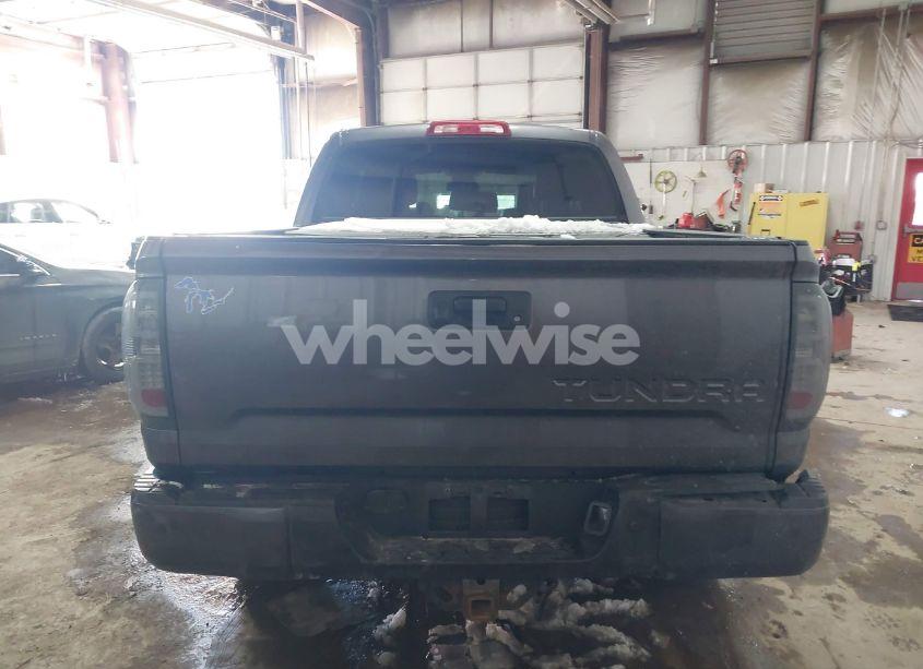 Photo 16 of 2016 Toyota Tundra PLATINUM 5.7L V8 (VIN 5TFAY5F10GX505189)