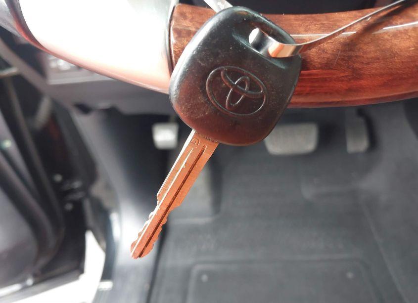 Photo 11 of 2016 Toyota Tundra 1794 5.7L V8 (VIN 5TFAY5F10GX513678)