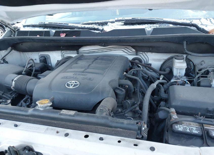 Photo 10 of 2014 Toyota Tundra 1794 5.7L V8 (VIN 5TFAY5F11EX329105)