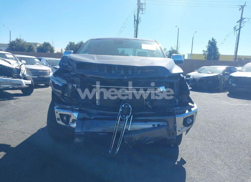 Photo 13 of 2020 Toyota Tundra 4WD (VIN 5TFAY5F12LX951676)