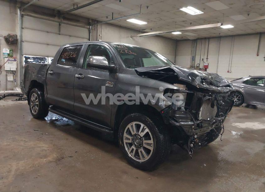 2021 Toyota Tundra PLATINUM (VIN 5TFAY5F14MX959487) main photo