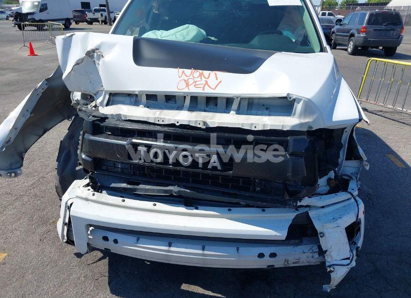 Photo 10 of 2015 Toyota Tundra PLATINUM 5.7L V8 (VIN 5TFAY5F15FX453153)