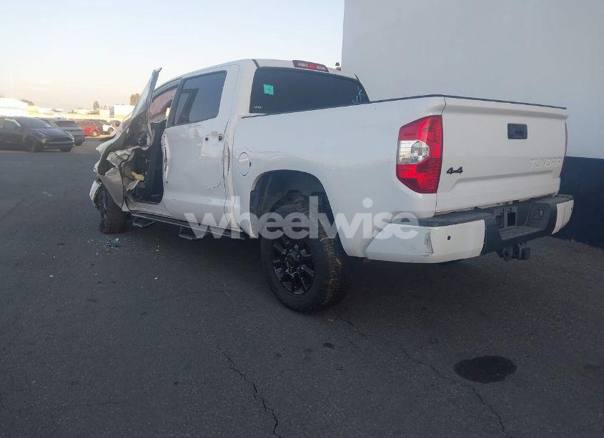 Photo 3 of 2015 Toyota Tundra PLATINUM 5.7L V8 (VIN 5TFAY5F15FX453153)