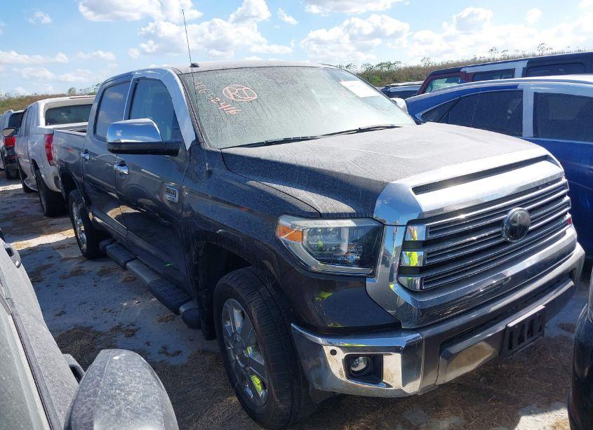 2019 Toyota Tundra 1794 5.7L V8 (VIN 5TFAY5F15KX780386) main photo