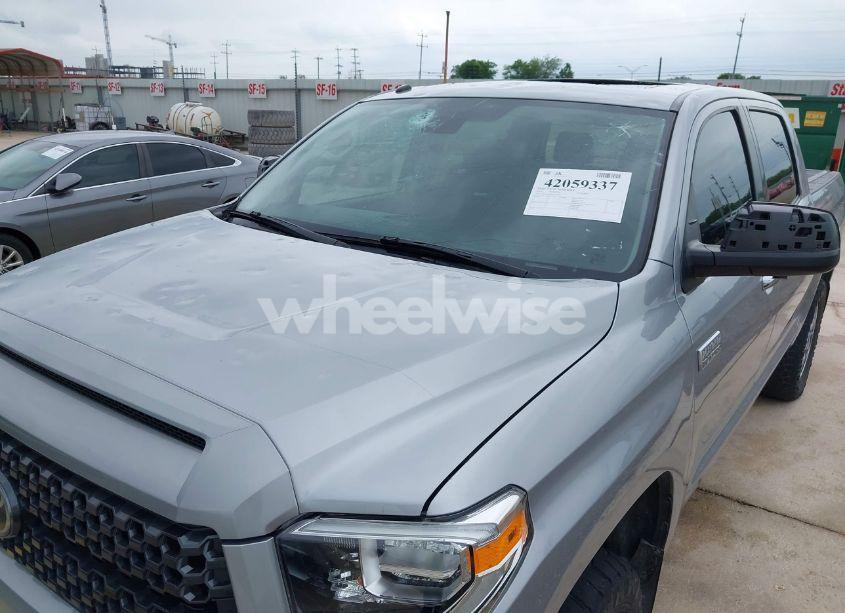 Photo 6 of 2019 Toyota Tundra PLATINUM 5.7L V8 (VIN 5TFAY5F16KX795902)