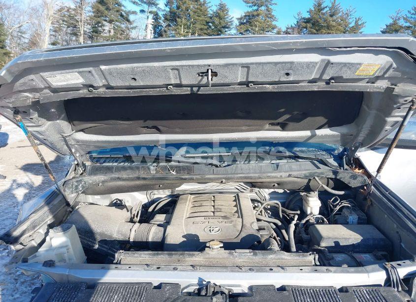 Photo 10 of 2016 Toyota Tundra PLATINUM 5.7L V8 (VIN 5TFAY5F17GX549223)