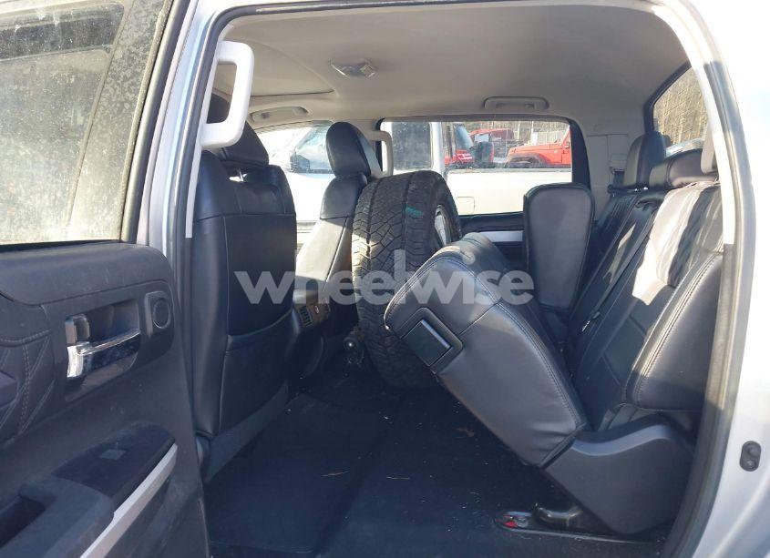 Photo 8 of 2016 Toyota Tundra PLATINUM 5.7L V8 (VIN 5TFAY5F17GX549223)