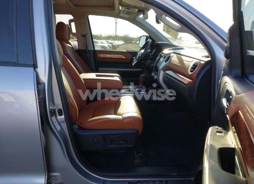 Photo 5 of 2019 Toyota Tundra 1794 5.7L V8 (VIN 5TFAY5F17KX845478)