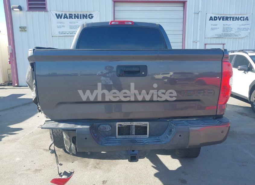 Photo 17 of 2019 Toyota Tundra PLATINUM 5.7L V8 (VIN 5TFAY5F18KX791740)