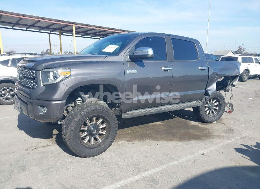 Photo 2 of 2019 Toyota Tundra PLATINUM 5.7L V8 (VIN 5TFAY5F18KX791740)