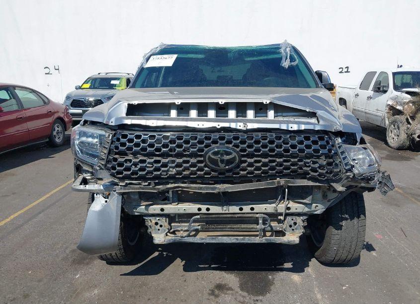 Photo 11 of 2020 Toyota Tundra PLATINUM (VIN 5TFAY5F18LX919055)