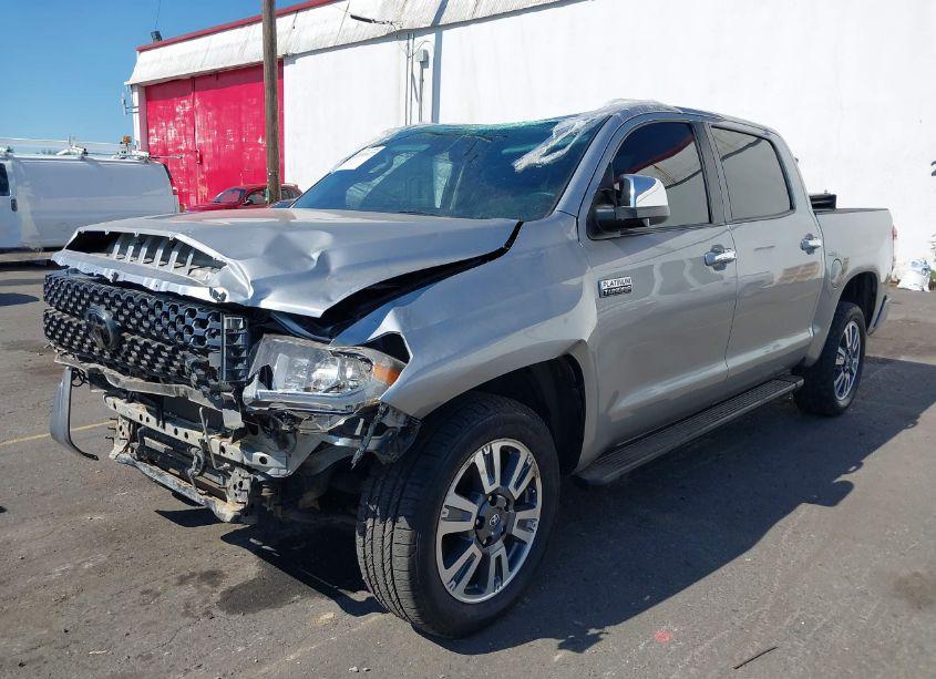 Photo 2 of 2020 Toyota Tundra PLATINUM (VIN 5TFAY5F18LX919055)
