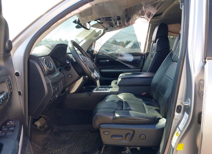 Photo 5 of 2020 Toyota Tundra PLATINUM (VIN 5TFAY5F18LX919055)