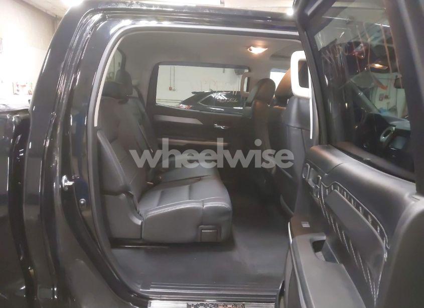 Photo 8 of 2019 Toyota Tundra PLATINUM 5.7L V8 (VIN 5TFAY5F19KX836961)