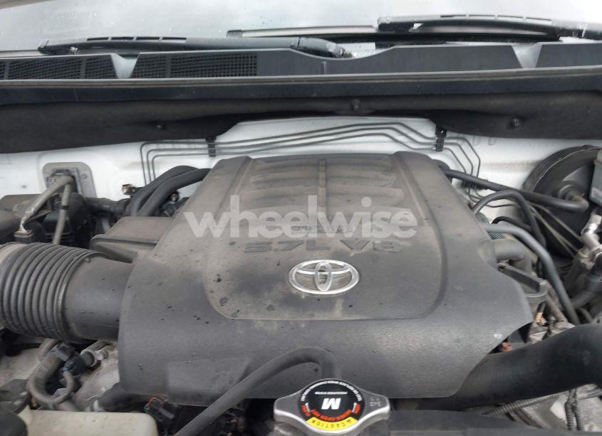 Photo 10 of 2014 Toyota Tundra 1794 5.7L V8 (VIN 5TFAY5F1XEX372177)
