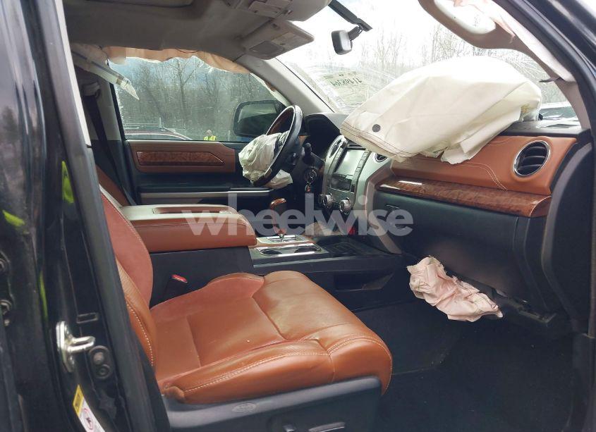 Photo 5 of 2016 Toyota Tundra 1794 5.7L V8 (VIN 5TFAY5F1XGX559700)