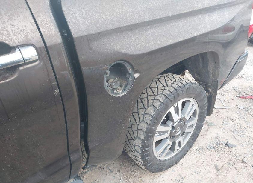 Photo 6 of 2020 Toyota Tundra 4WD 1794 EDITION (VIN 5TFAY5F1XLX955488)