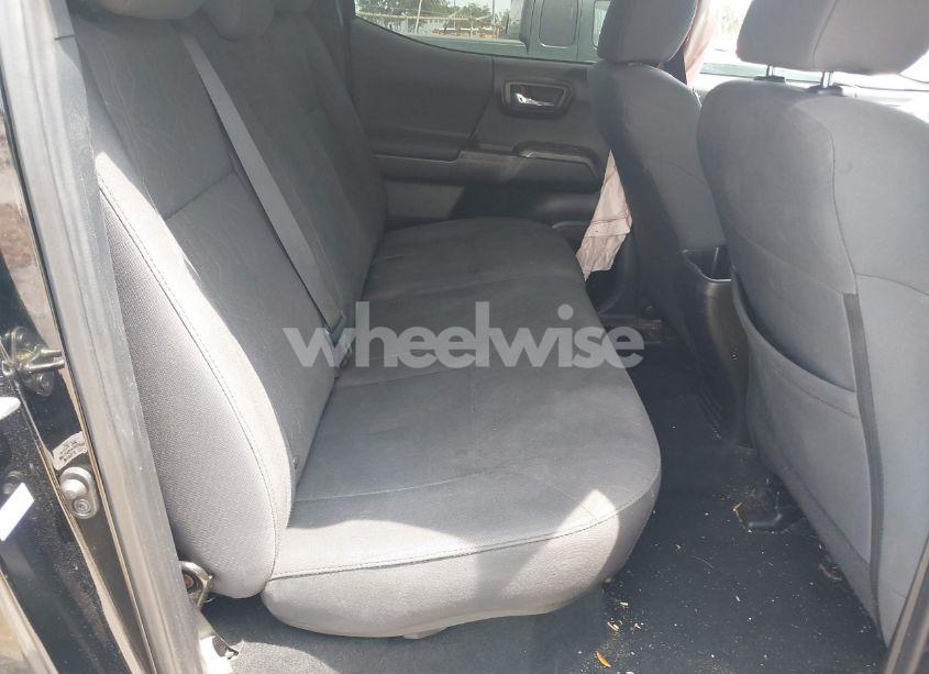 Photo 8 of 2017 Toyota Tacoma TRD OFF ROAD (VIN 5TFAZ5CN0HX034456)