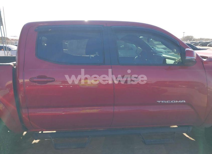 Photo 14 of 2017 Toyota Tacoma TRD SPORT (VIN 5TFAZ5CN0HX047269)