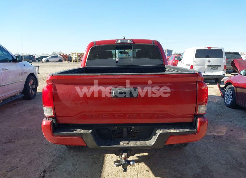 Photo 17 of 2017 Toyota Tacoma TRD SPORT (VIN 5TFAZ5CN0HX047269)