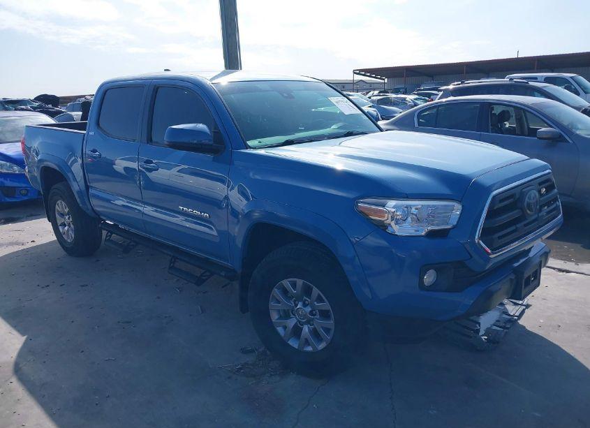 2019 Toyota Tacoma SR5 V6 (VIN 5TFAZ5CN0KX074611) main photo