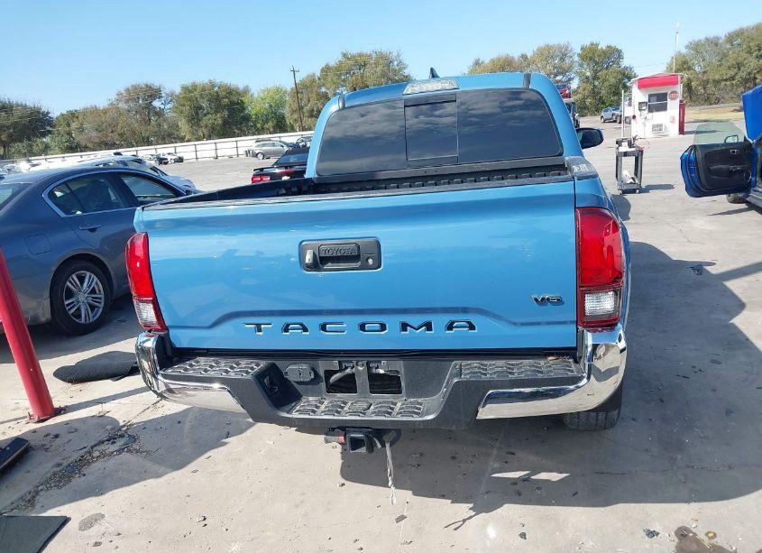 Photo 16 of 2019 Toyota Tacoma SR5 V6 (VIN 5TFAZ5CN0KX074611)