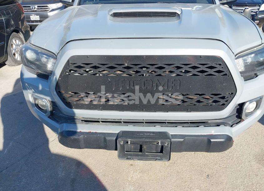 Photo 11 of 2019 Toyota Tacoma TRD SPORT (VIN 5TFAZ5CN0KX075631)