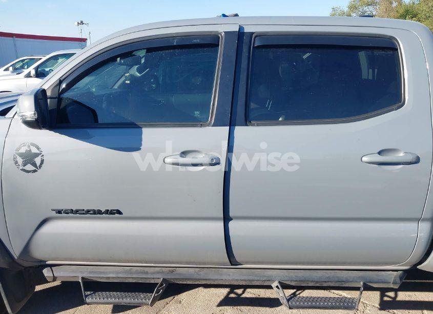 Photo 13 of 2019 Toyota Tacoma TRD SPORT (VIN 5TFAZ5CN0KX075631)