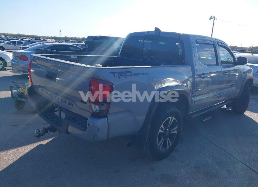 Photo 4 of 2019 Toyota Tacoma TRD SPORT (VIN 5TFAZ5CN0KX075631)