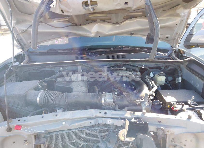 Photo 10 of 2018 Toyota Tacoma TRD SPORT (VIN 5TFAZ5CN1JX062501)