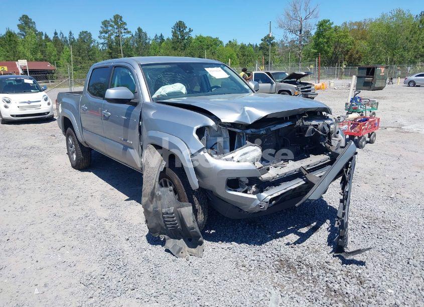 2019 Toyota Tacoma SR5 V6 (VIN 5TFAZ5CN1KX081762) main photo