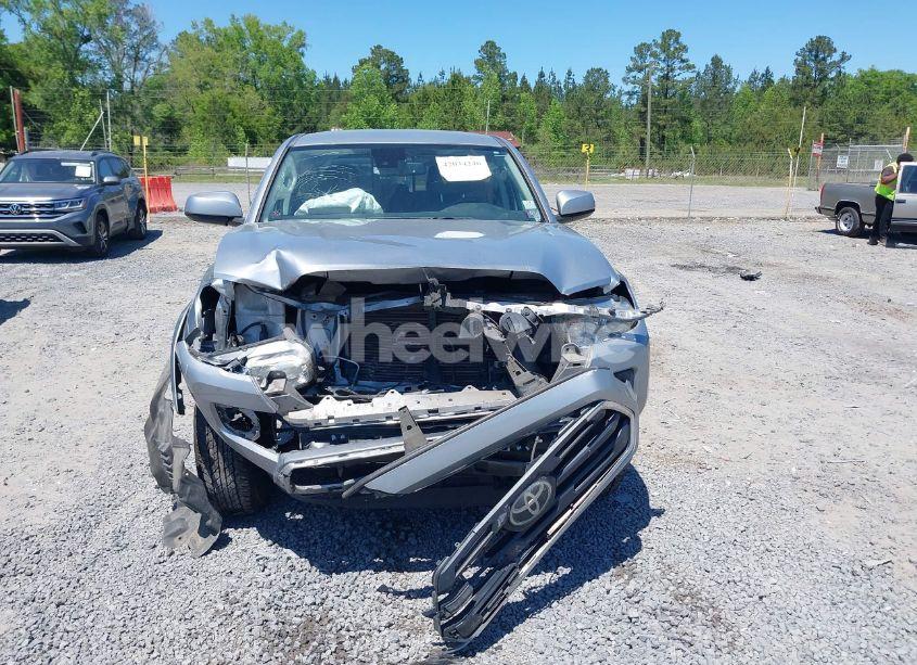 Photo 12 of 2019 Toyota Tacoma SR5 V6 (VIN 5TFAZ5CN1KX081762)