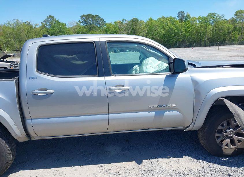 Photo 13 of 2019 Toyota Tacoma SR5 V6 (VIN 5TFAZ5CN1KX081762)