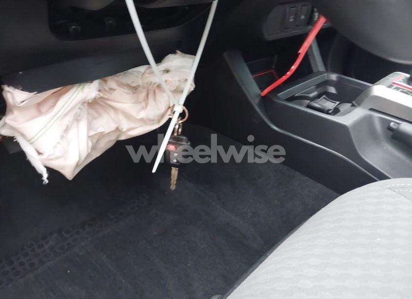 Photo 11 of 2020 Toyota Tacoma SR5 V6 (VIN 5TFAZ5CN1LX094383)